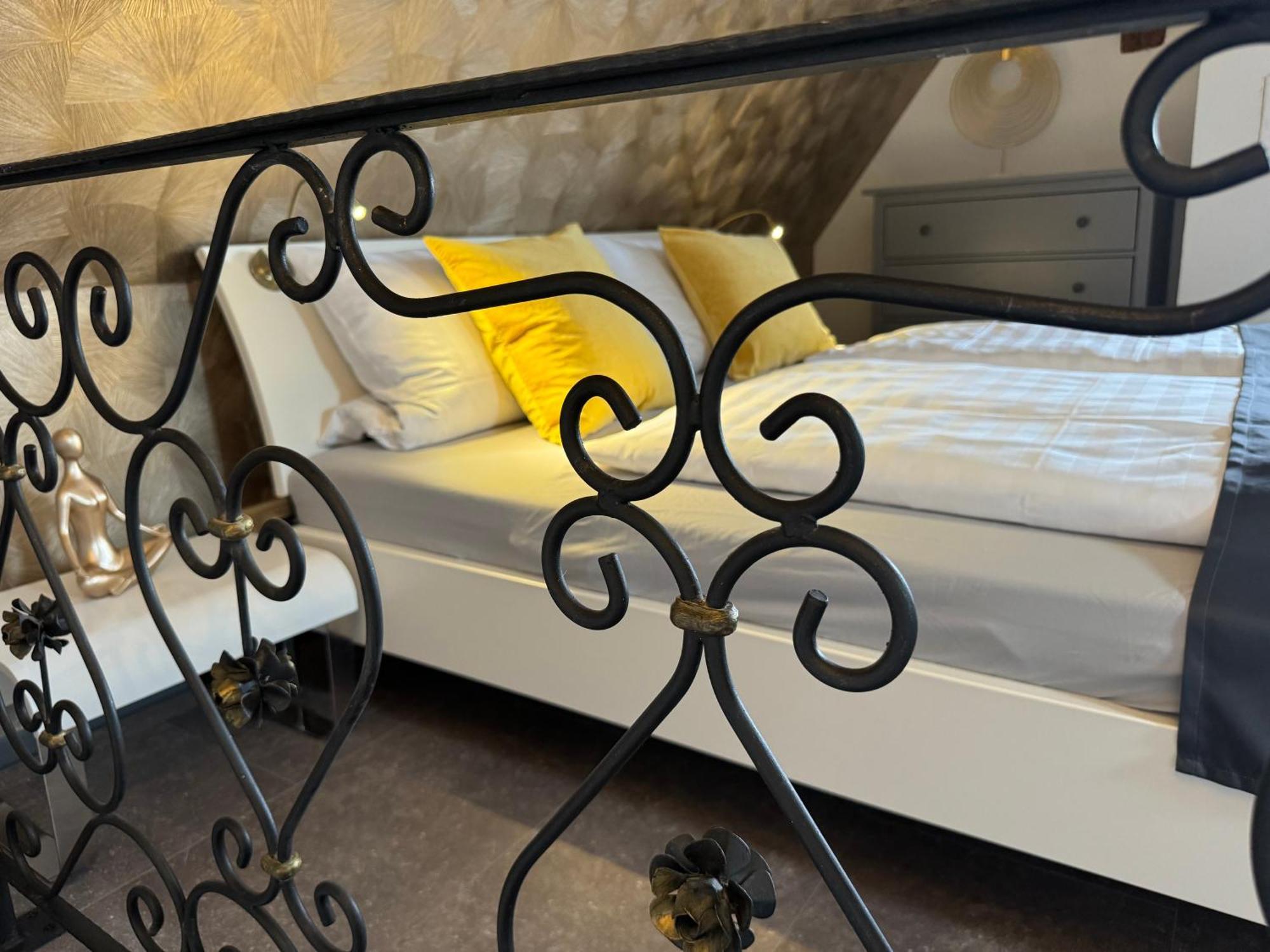 #Stadtspeicher - Suite Goldener Stern In Der Altstadt Ротенбург-на-Таубере Экстерьер фото